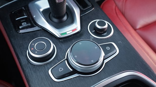 2021 Alfa Romeo Stelvio RWD