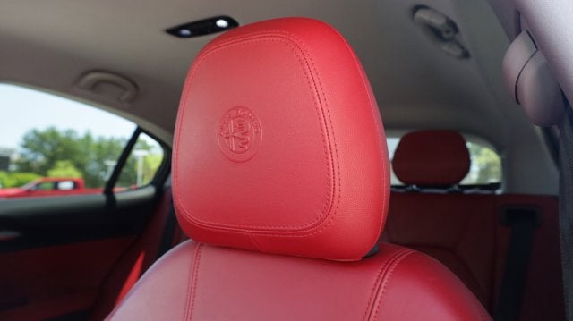 2021 Alfa Romeo Stelvio RWD