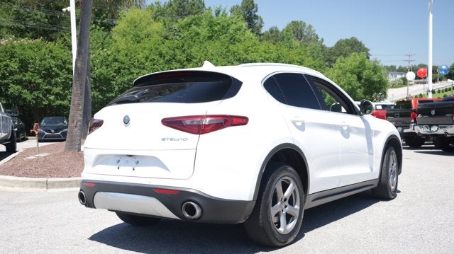 2021 Alfa Romeo Stelvio RWD