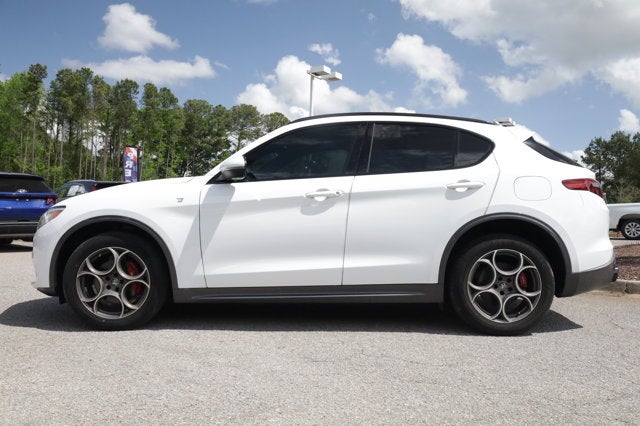 2022 Alfa Romeo Stelvio Ti AWD
