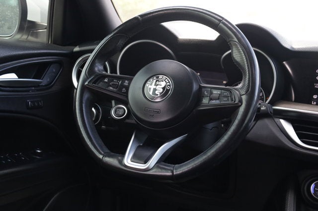 2022 Alfa Romeo Stelvio Ti AWD