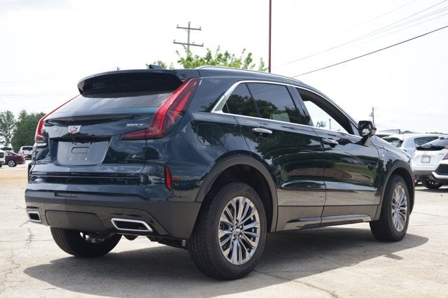 2025 Cadillac XT4 FWD Premium Luxury