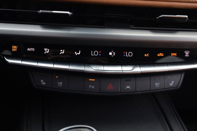2025 Cadillac XT4 FWD Premium Luxury