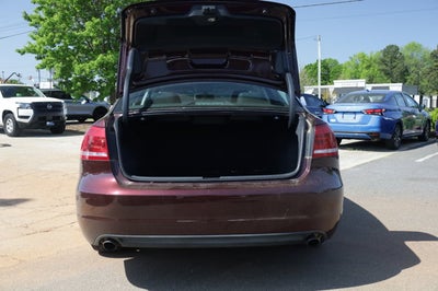 2013 Volkswagen Passat SE w/Sunroof