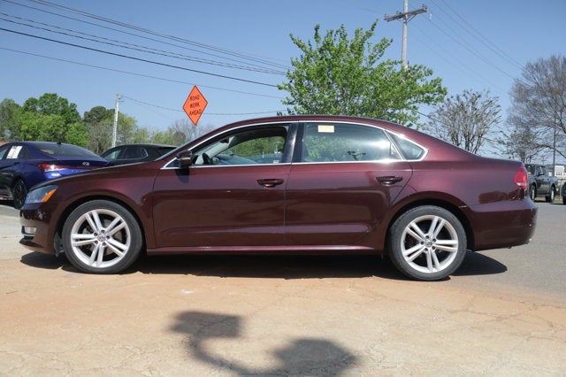 2013 Volkswagen Passat SE w/Sunroof