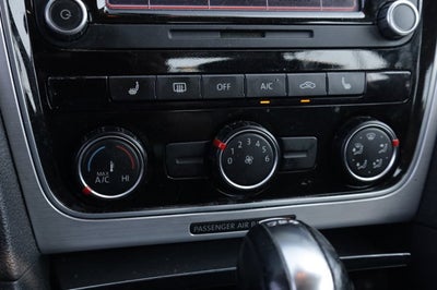 2013 Volkswagen Passat SE w/Sunroof