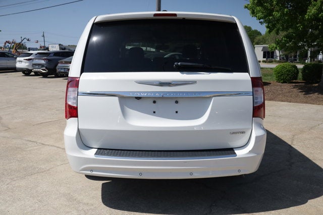 2013 Chrysler Town & Country Limited