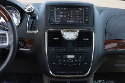 2013 Chrysler Town & Country Limited