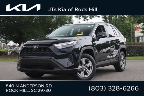 2022 Toyota RAV4 XLE
