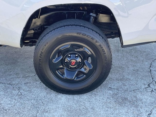 2022 Toyota Tacoma 2WD SR