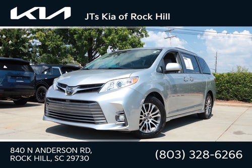 2019 Toyota Sienna XLE