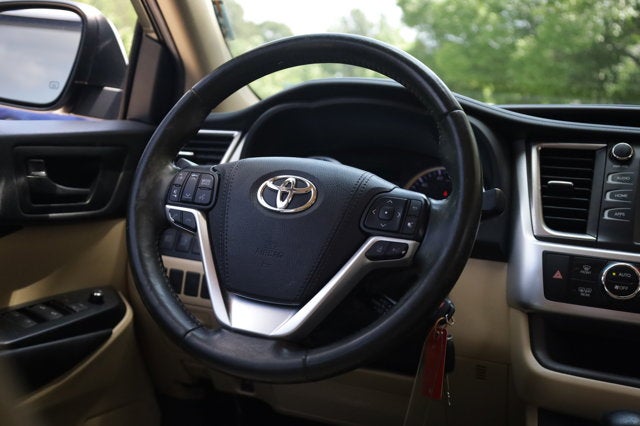 2019 Toyota Highlander LE Plus