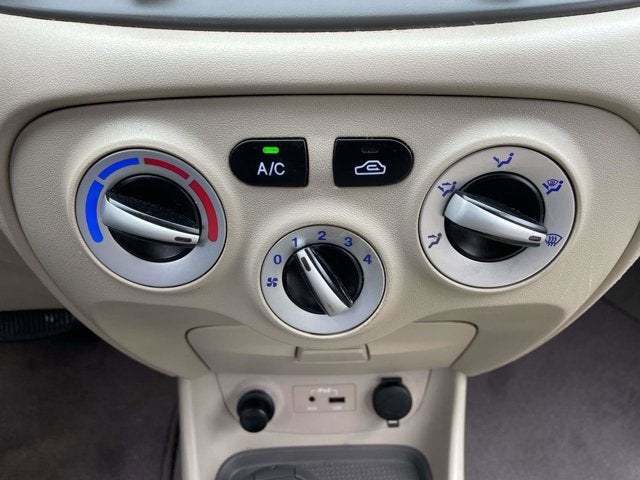 2010 Hyundai Accent GLS