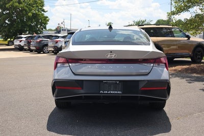 2025 Hyundai Elantra Limited