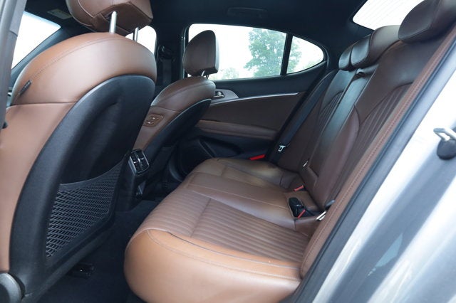 2020 Genesis G70 2.0T