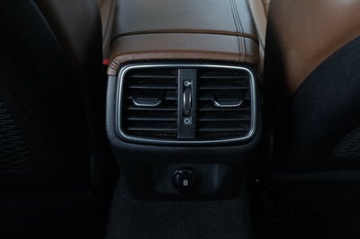 2020 Genesis G70 2.0T