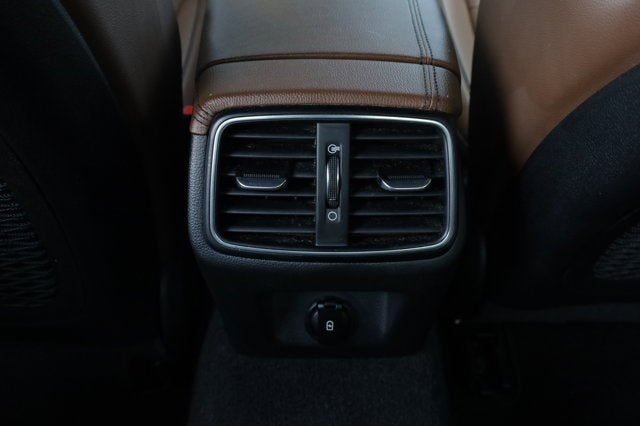 2020 Genesis G70 2.0T