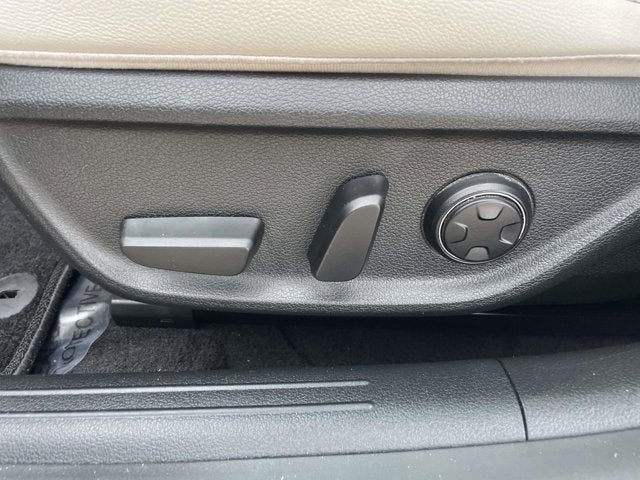 2024 Genesis G70 2.5T