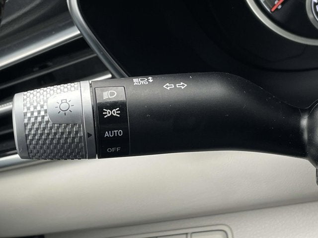 2024 Genesis G70 2.5T