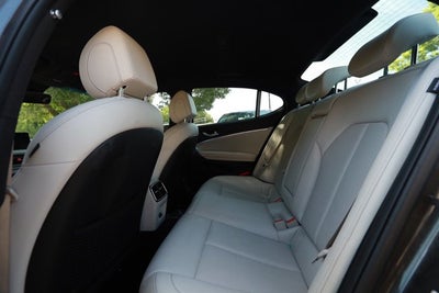 2025 Genesis G70 2.5T