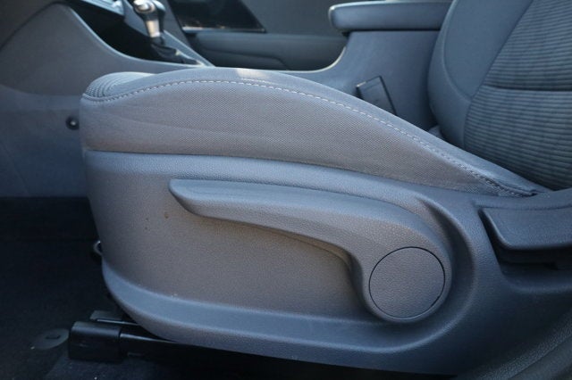 2022 Kia Niro LXS