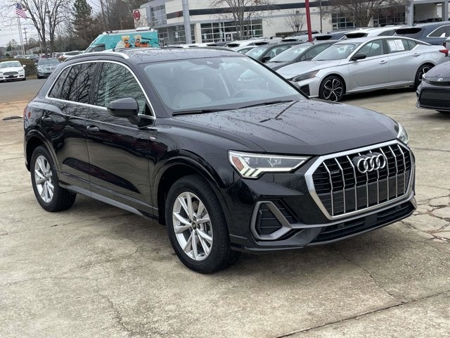 2023 Audi Q3 S line Premium