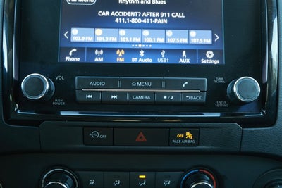 2023 Nissan Frontier SV