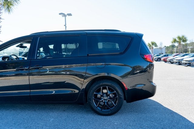 2020 Chrysler Pacifica Touring L Plus