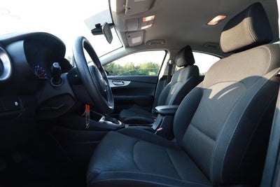 2022 Kia Forte FE