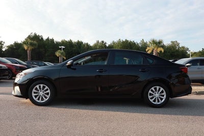 2022 Kia Forte FE