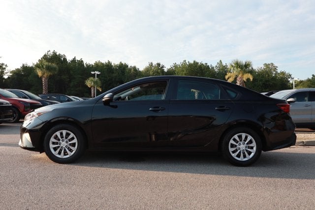 2022 Kia Forte FE
