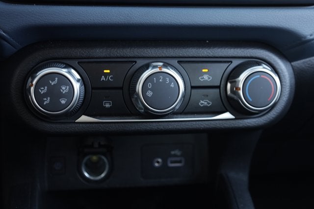2024 Nissan Versa SV