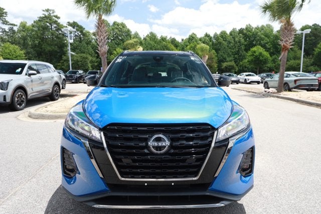 2023 Nissan Kicks SR