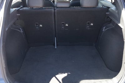 2020 Nissan Kicks SR