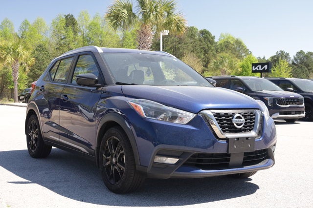 2020 Nissan Kicks SR