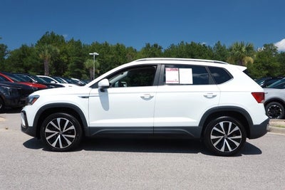 2023 Volkswagen Taos SE
