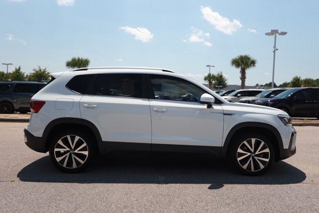 2023 Volkswagen Taos SE