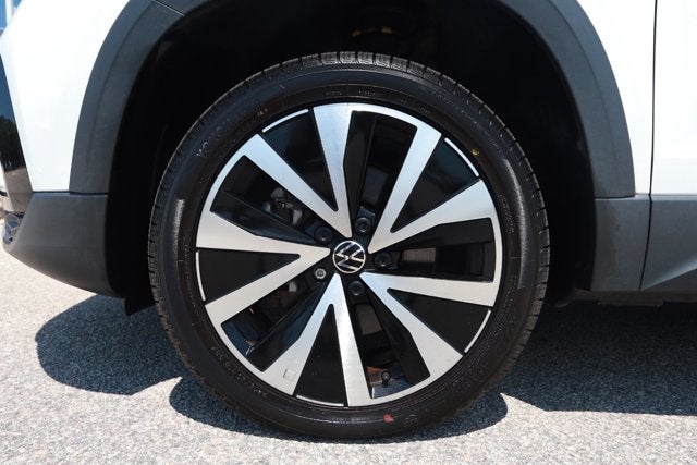 2023 Volkswagen Taos SE
