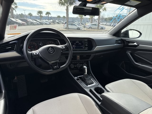 2019 Volkswagen Jetta R-Line