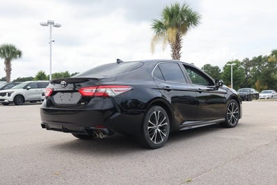 2019 Toyota Camry SE