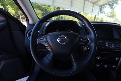 2019 Nissan Pathfinder SV