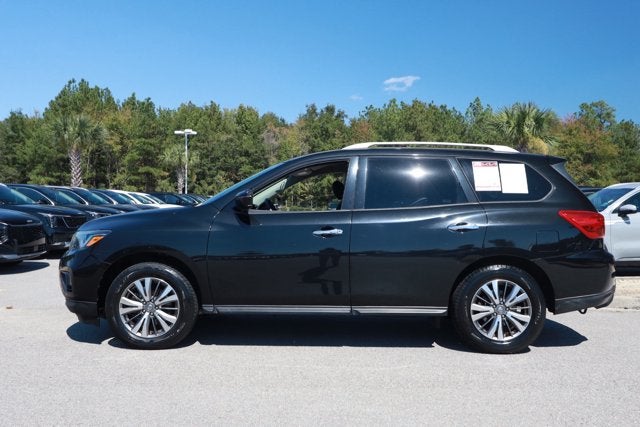 2019 Nissan Pathfinder SV