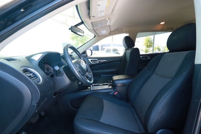 2019 Nissan Pathfinder SV