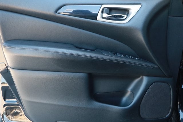 2019 Nissan Pathfinder SV