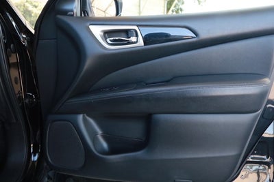 2019 Nissan Pathfinder SV