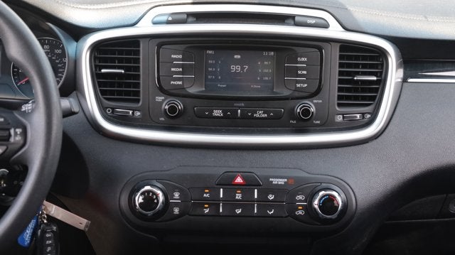 2017 Kia Sorento LX