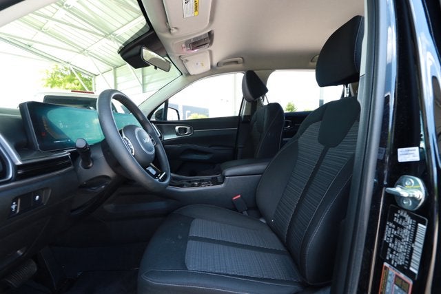 2025 Kia Sorento LX