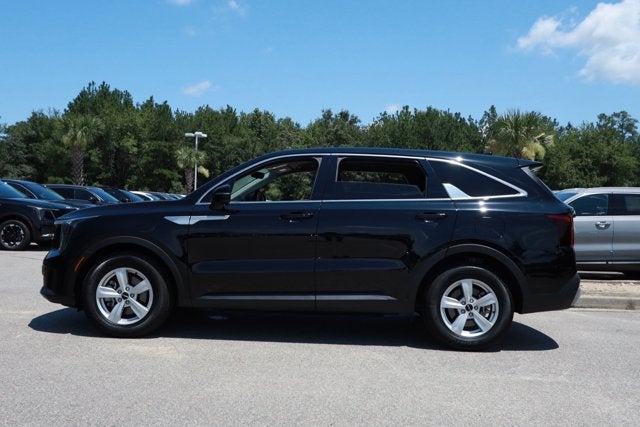 2025 Kia Sorento LX