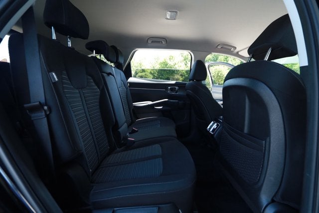 2025 Kia Sorento LX