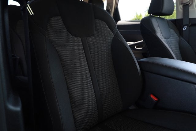 2025 Kia Sorento LX